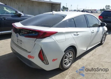 2018 Toyota Prius Prime Premium z USA, uszkodzony, nr VIN JTDKARFP2J3089939